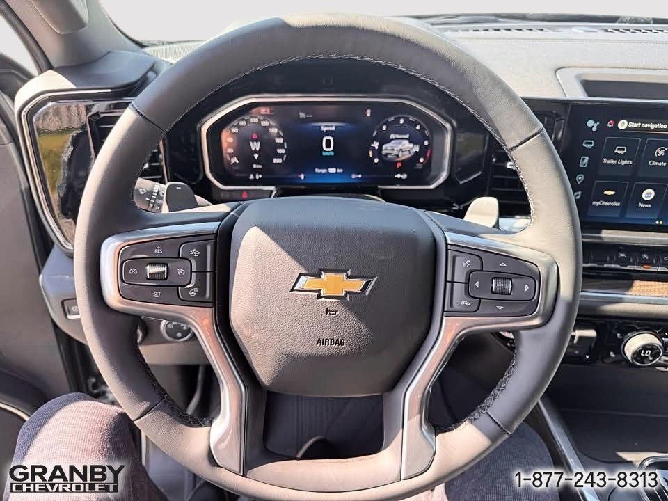 Chevrolet Silverado 1500  2026 à Granby, Québec - 11 - w1024h768px