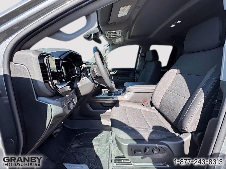 Chevrolet Silverado 1500  2026 à Granby, Québec - 9 - w1024h768px