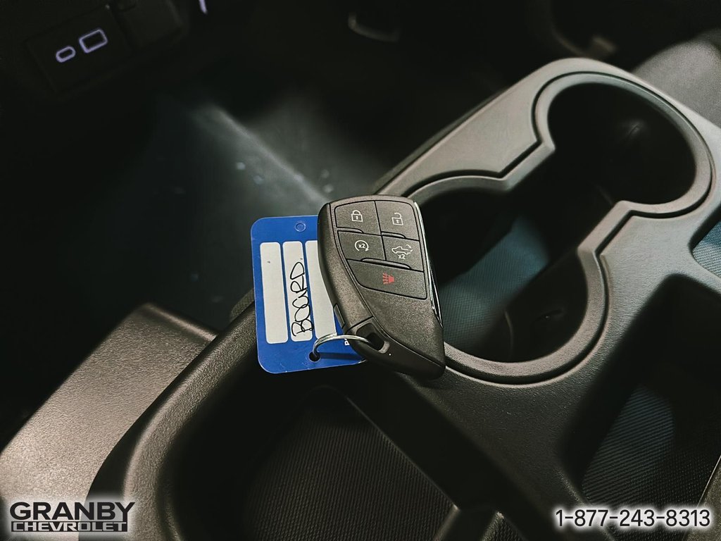 2026 Chevrolet Silverado 1500 in Granby, Quebec - 19 - w1024h768px