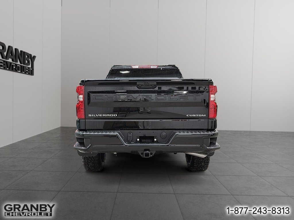 2026 Chevrolet Silverado 1500 in Granby, Quebec - 6 - w1024h768px