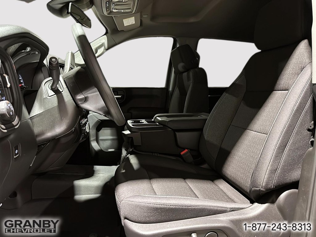 2026 Chevrolet Silverado 1500 in Granby, Quebec - 11 - w1024h768px