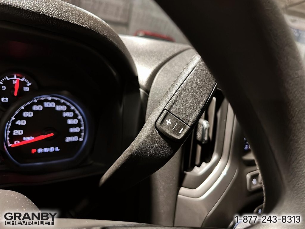 Chevrolet Silverado 1500  2026 à Granby, Québec - 18 - w1024h768px