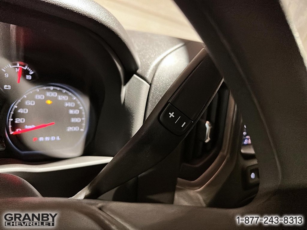 2026 Chevrolet Silverado 1500 in Granby, Quebec - 17 - w1024h768px