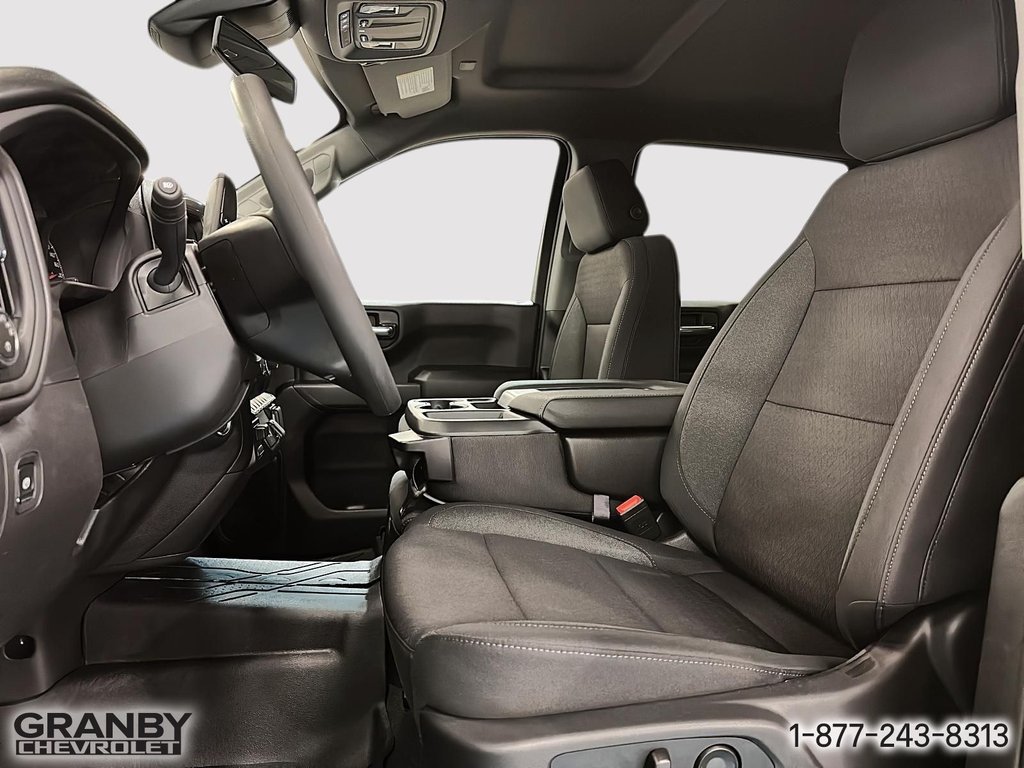 2026 Chevrolet Silverado 1500 in Granby, Quebec - 10 - w1024h768px