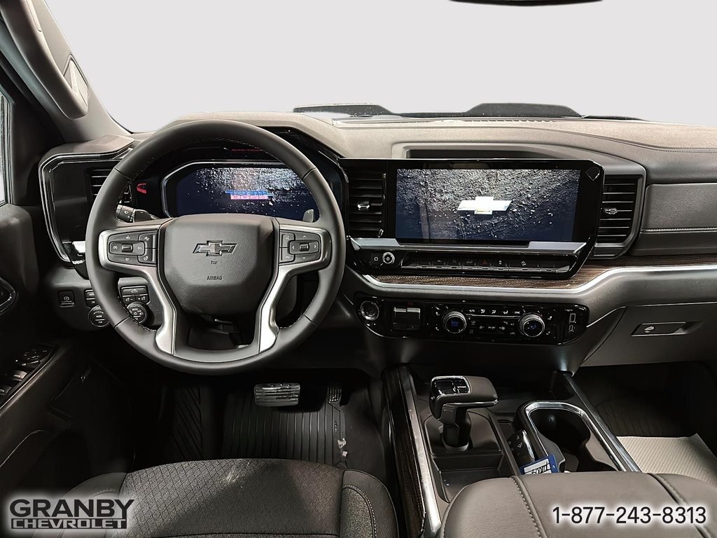 2026 Chevrolet Silverado 1500 in Granby, Quebec - 12 - w1024h768px