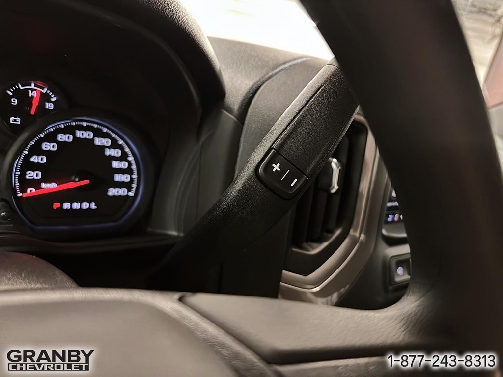 Chevrolet Silverado 1500  2026 à Granby, Québec - 17 - w1024h768px