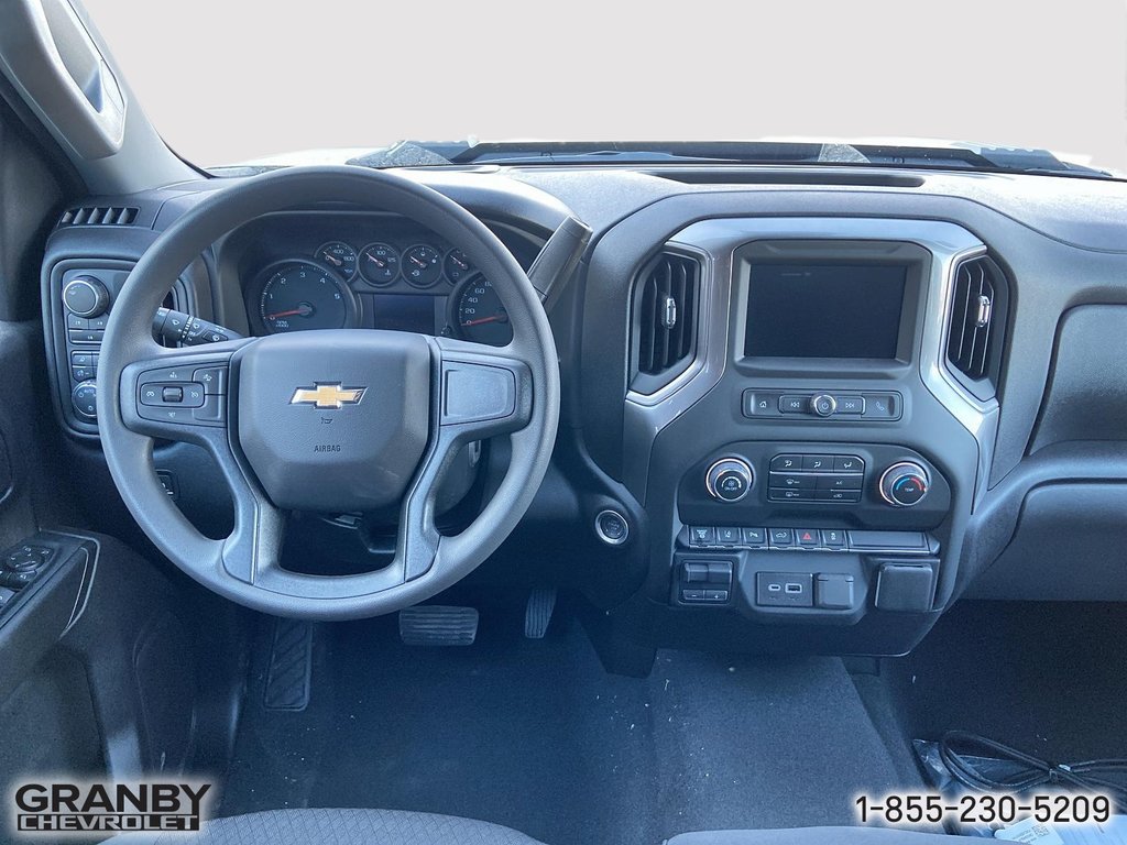 2024 Chevrolet SILVERADO 2500 HD in Granby, Quebec - 9 - w1024h768px