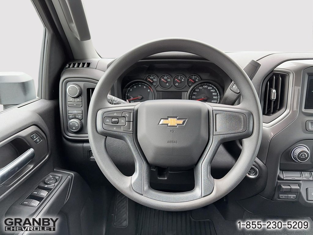 2024 Chevrolet SILVERADO 2500 HD in Granby, Quebec - 12 - w1024h768px