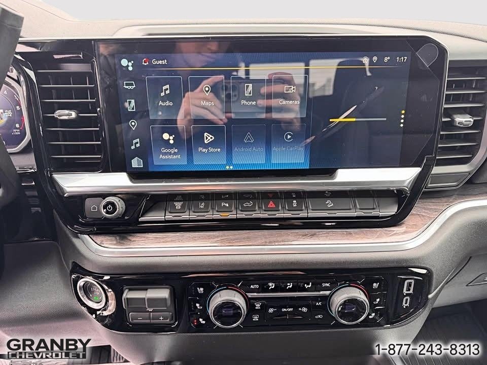 Chevrolet Silverado 2500 HD  2026 à Granby, Québec - 10 - w1024h768px