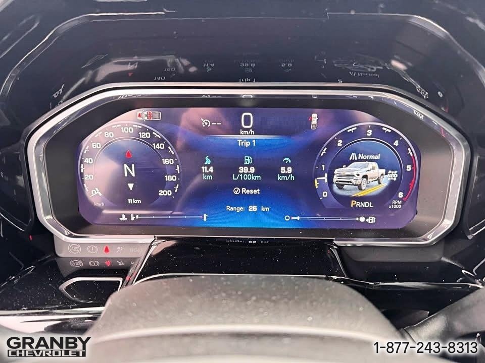 Chevrolet Silverado 2500 HD  2026 à Granby, Québec - 9 - w1024h768px