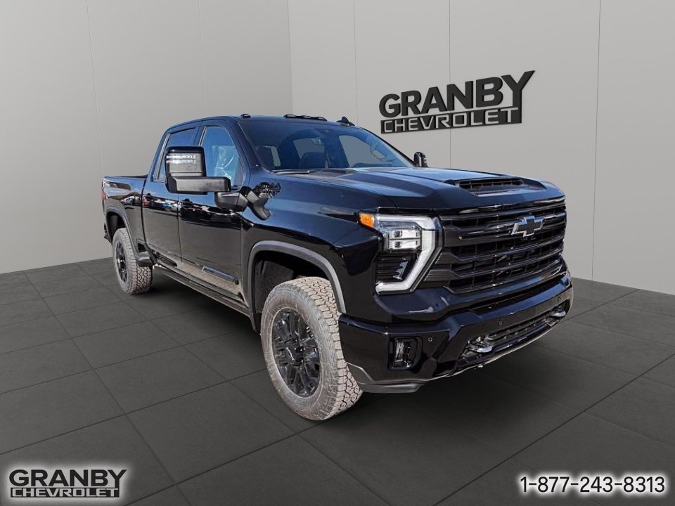 2026 Chevrolet Silverado 2500 HD in Granby, Quebec - 3 - w1024h768px
