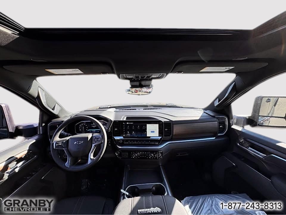2026 Chevrolet Silverado 2500 HD in Granby, Quebec - 5 - w1024h768px
