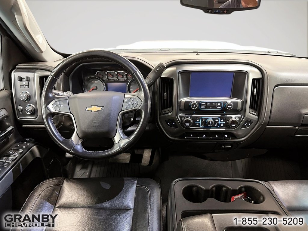 2019 Chevrolet Silverado 2500HD in Granby, Quebec - 9 - w1024h768px