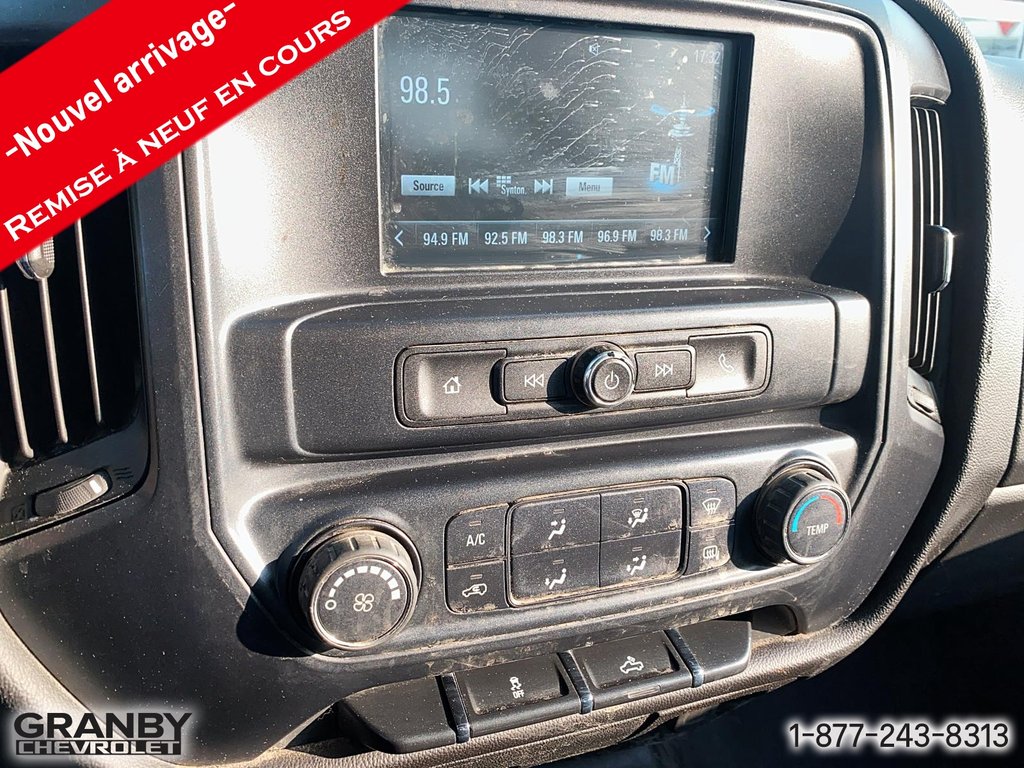 2019 Chevrolet Silverado 2500HD in Granby, Quebec - 14 - w1024h768px