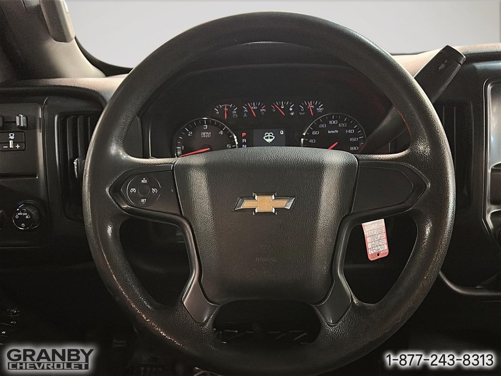 2019 Chevrolet Silverado 2500HD in Granby, Quebec - 16 - w1024h768px