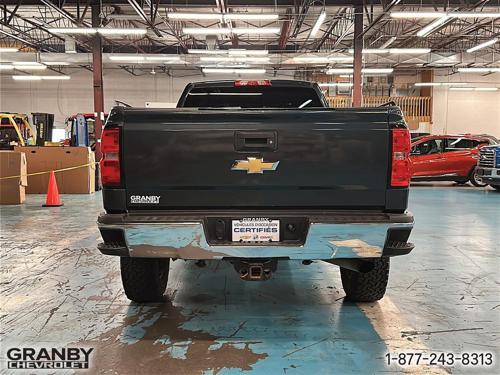 2019 Chevrolet Silverado 2500HD in Granby, Quebec - 7 - w1024h768px