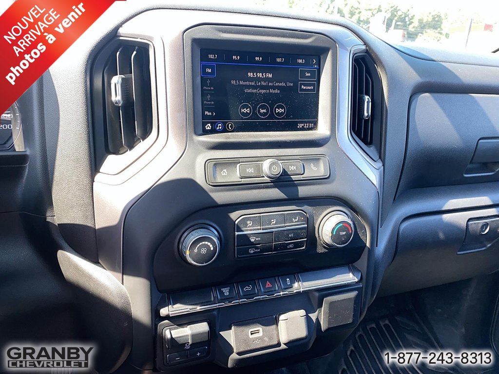 2020 Chevrolet Silverado 2500HD in Granby, Quebec - 12 - w1024h768px