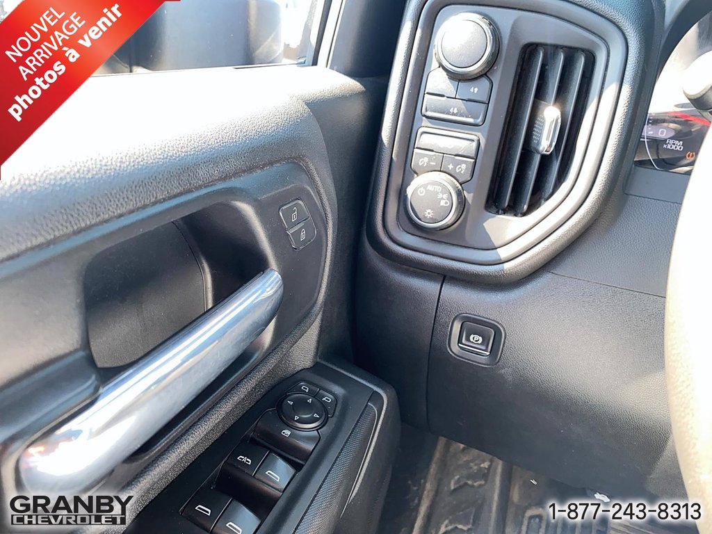 2020 Chevrolet Silverado 2500HD in Granby, Quebec - 10 - w1024h768px
