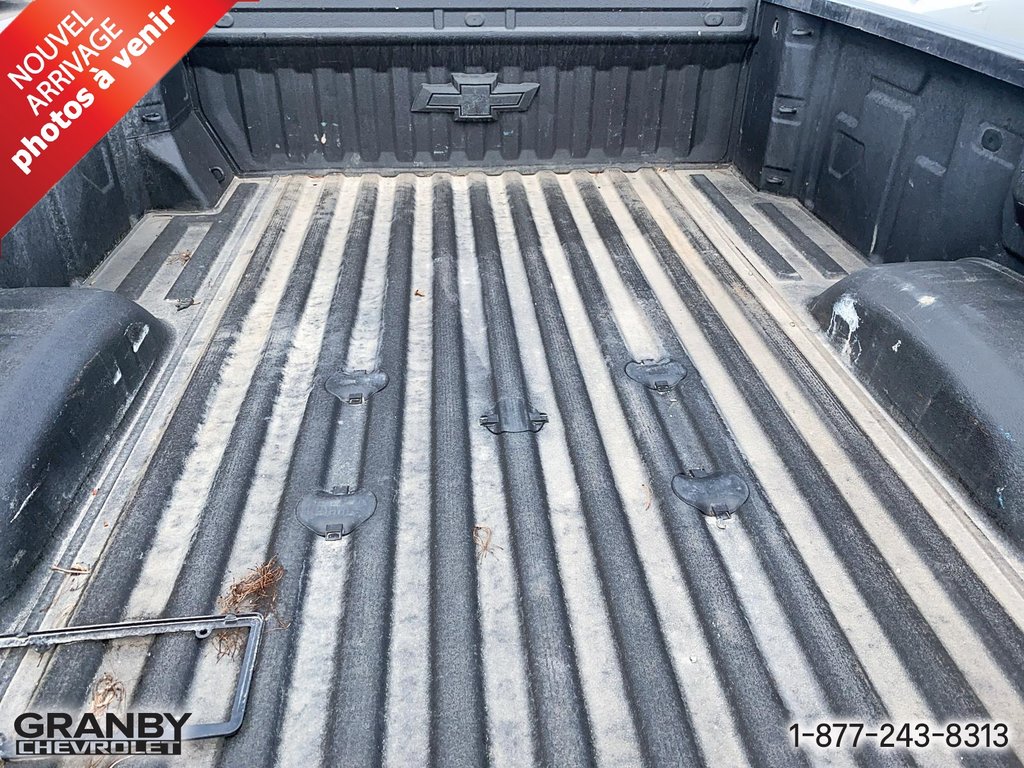 Chevrolet Silverado 2500HD  2021 à Granby, Québec - 7 - w1024h768px