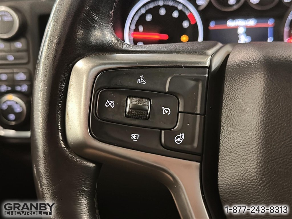 2021 Chevrolet Silverado 2500HD in Granby, Quebec - 21 - w1024h768px