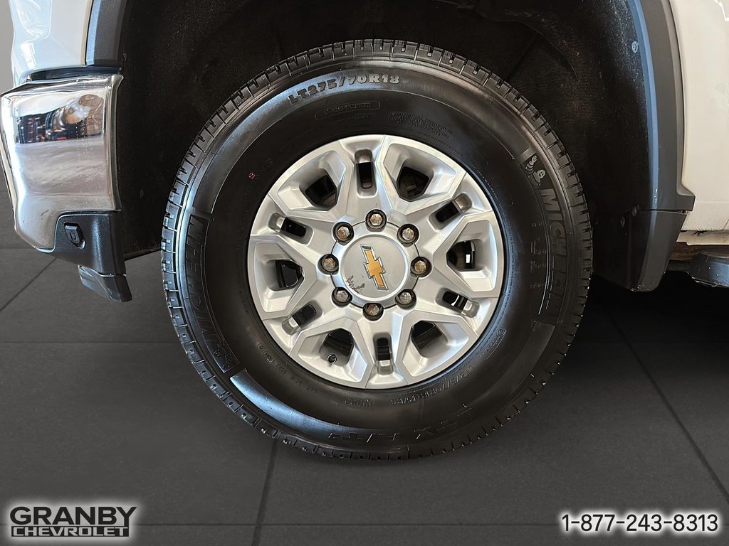 2021 Chevrolet Silverado 2500HD in Granby, Quebec - 10 - w1024h768px