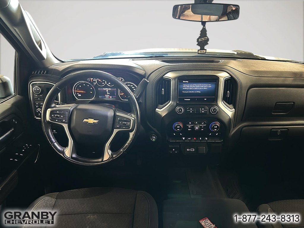 2021 Chevrolet Silverado 2500HD in Granby, Quebec - 13 - w1024h768px