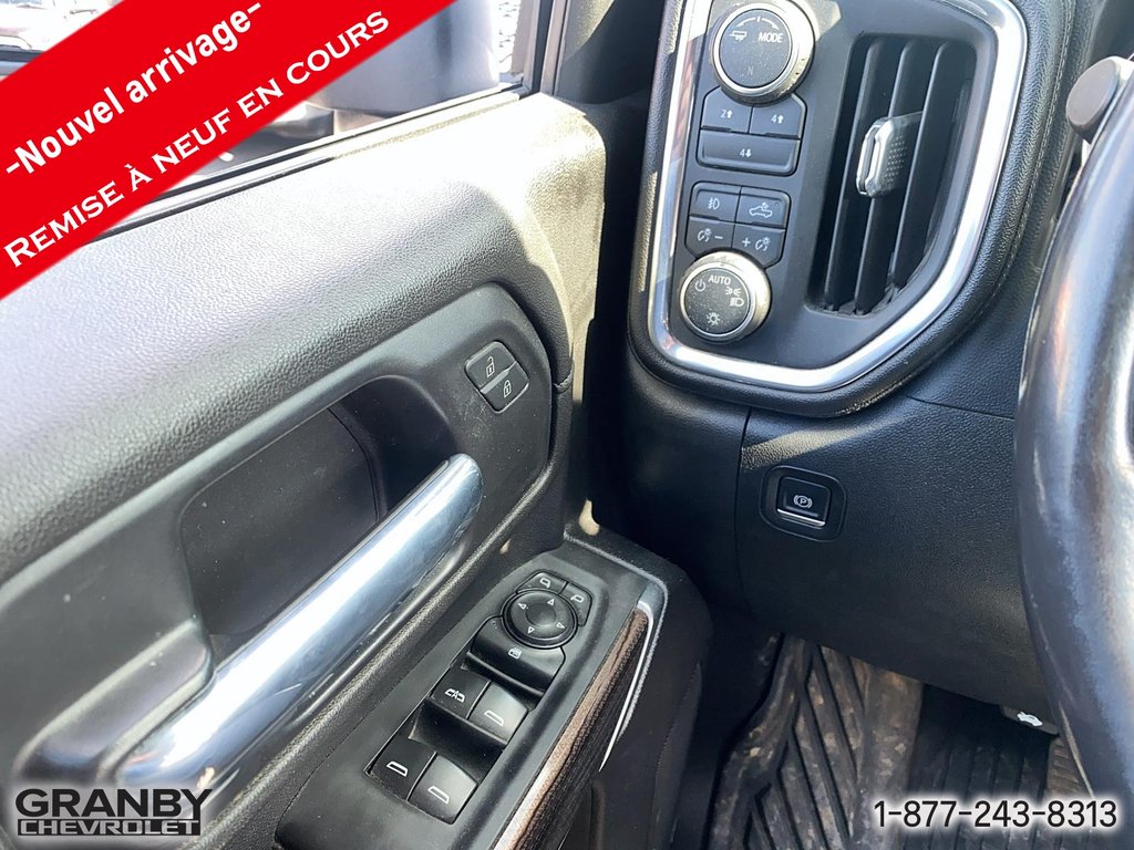2021 Chevrolet Silverado 2500HD in Granby, Quebec - 9 - w1024h768px