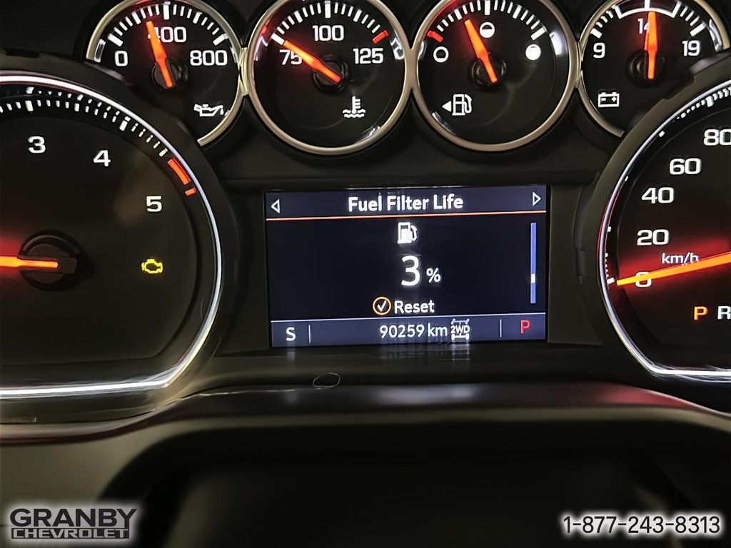 2021 Chevrolet Silverado 2500HD in Granby, Quebec - 16 - w1024h768px