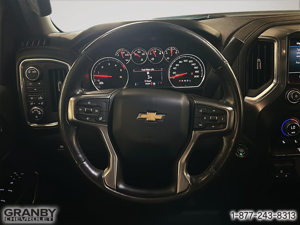 2021 Chevrolet Silverado 2500HD in Granby, Quebec - 15 - w1024h768px