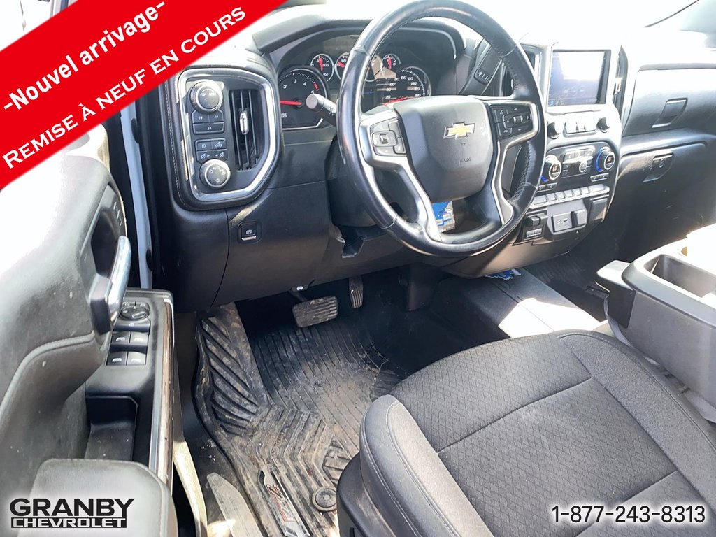 2021 Chevrolet Silverado 2500HD in Granby, Quebec - 7 - w1024h768px