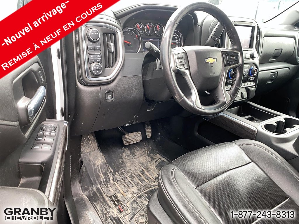 2021 Chevrolet Silverado 2500HD in Granby, Quebec - 9 - w1024h768px