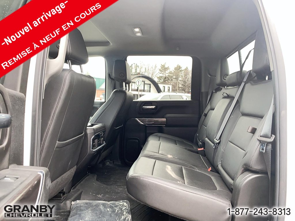 2021 Chevrolet Silverado 2500HD in Granby, Quebec - 8 - w1024h768px