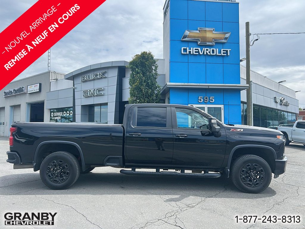 Chevrolet Silverado 2500HD  2021 à Granby, Québec - 4 - w1024h768px