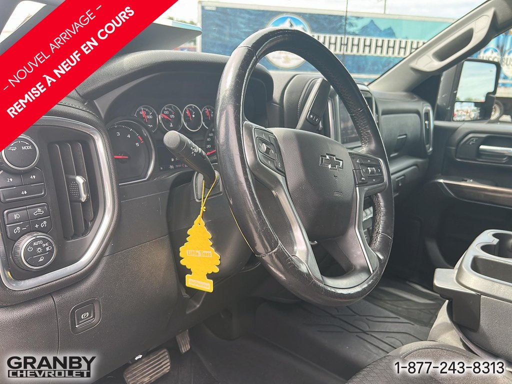 Chevrolet Silverado 2500HD  2021 à Granby, Québec - 11 - w1024h768px