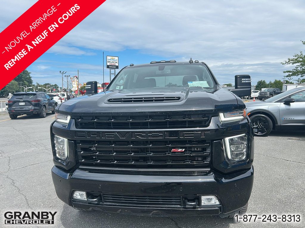 Chevrolet Silverado 2500HD  2021 à Granby, Québec - 2 - w1024h768px