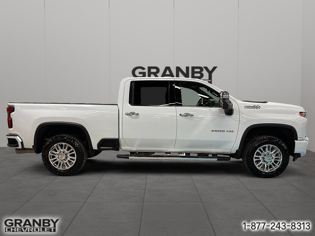 2022 Chevrolet Silverado 2500HD in Granby, Quebec - 4 - w1024h768px