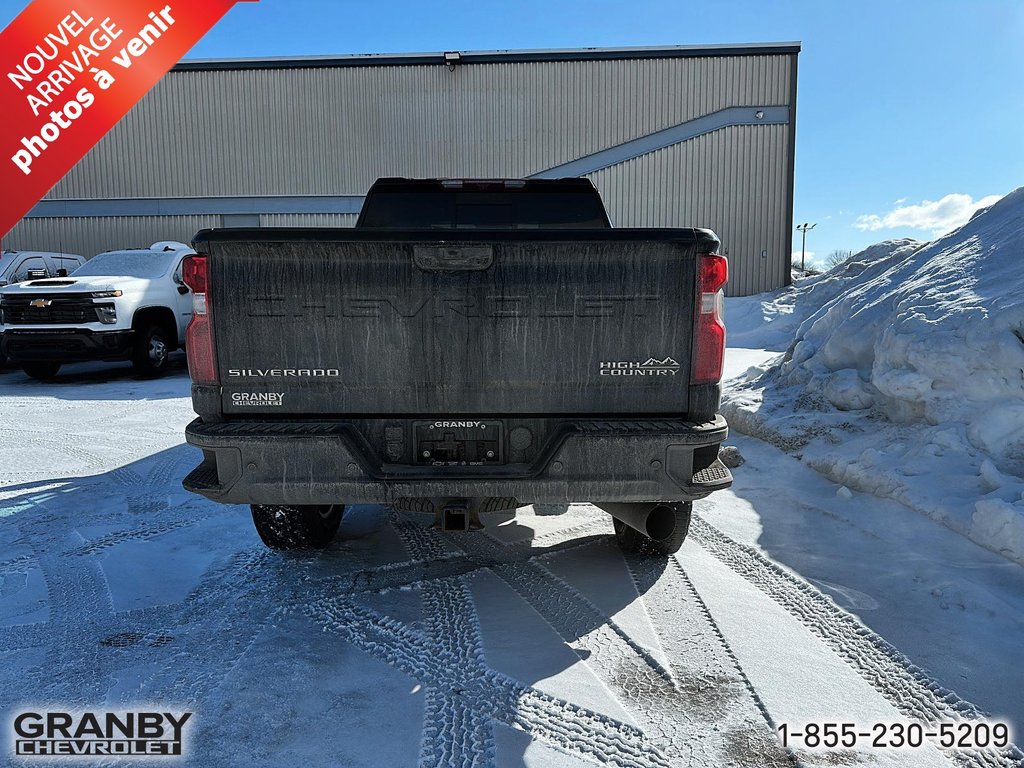 2022 Chevrolet Silverado 2500HD High Country in Granby, Quebec - 4 - w1024h768px