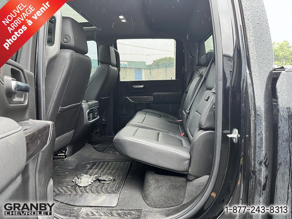 2022 Chevrolet Silverado 2500HD in Granby, Quebec - 8 - w1024h768px