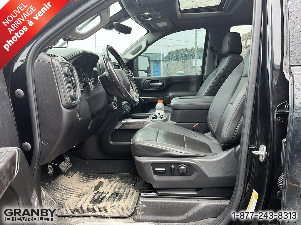 2022 Chevrolet Silverado 2500HD in Granby, Quebec - 9 - w1024h768px