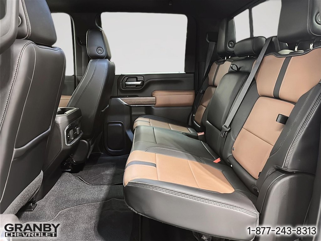 2022 Chevrolet Silverado 2500HD in Granby, Quebec - 13 - w1024h768px