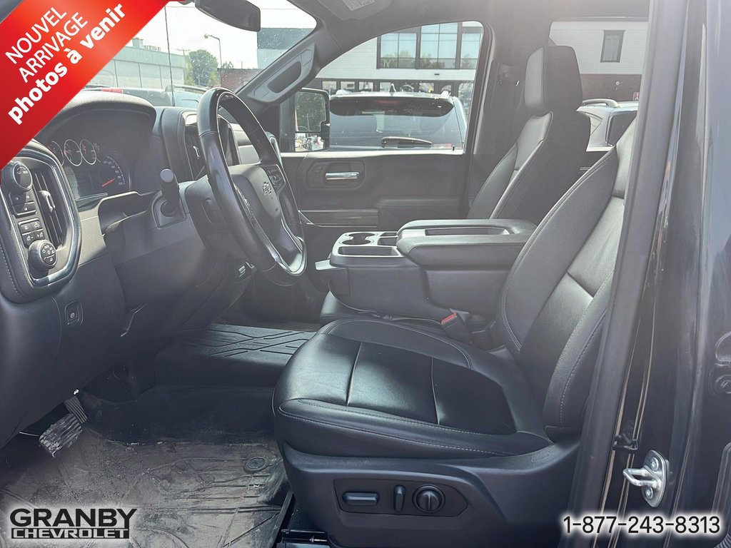 2023 Chevrolet Silverado 2500HD in Granby, Quebec - 8 - w1024h768px