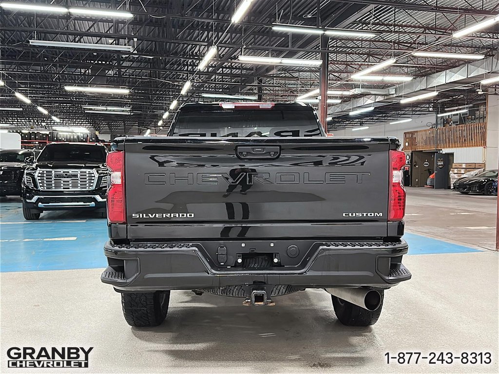 2023 Chevrolet Silverado 2500HD in Granby, Quebec - 7 - w1024h768px