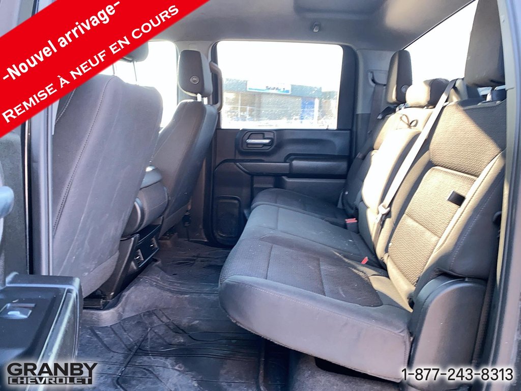2023 Chevrolet Silverado 2500HD in Granby, Quebec - 8 - w1024h768px