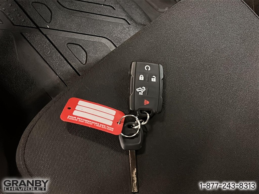 2023 Chevrolet Silverado 2500HD in Granby, Quebec - 22 - w1024h768px