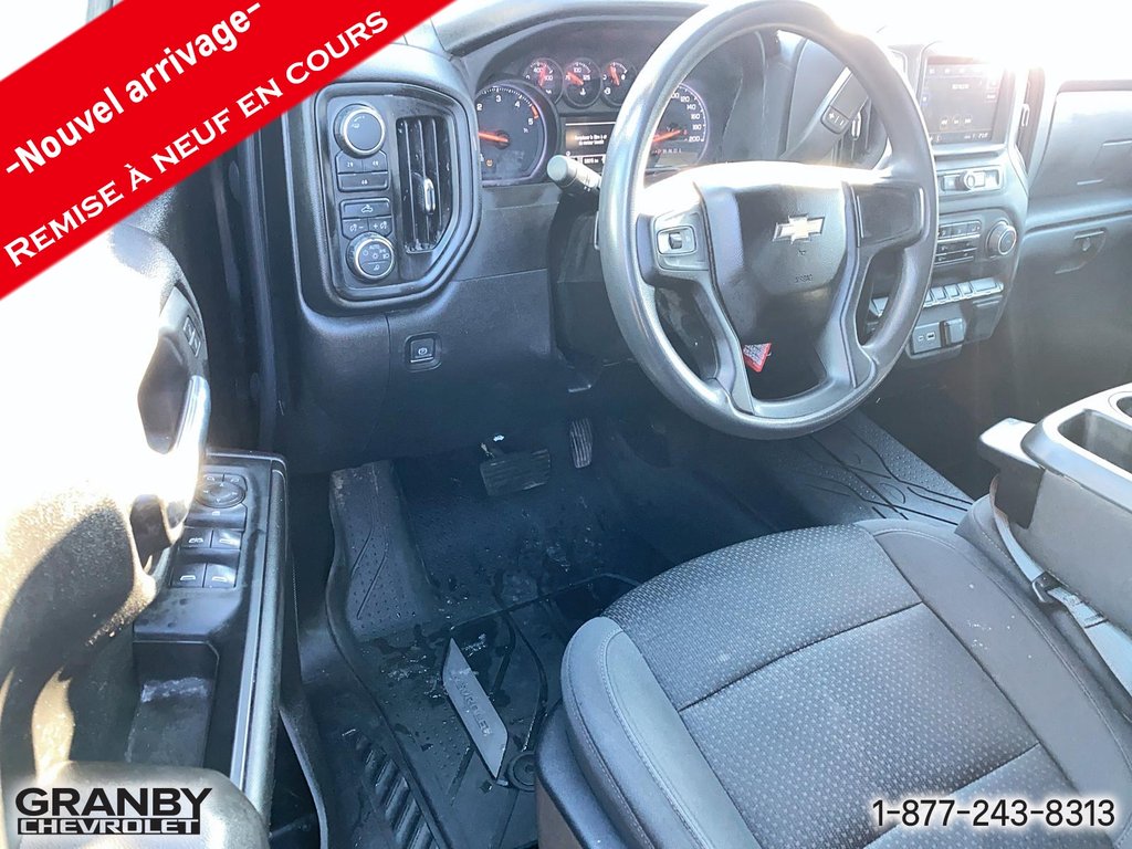 2023 Chevrolet Silverado 2500HD in Granby, Quebec - 9 - w1024h768px