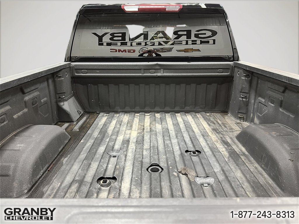 2023 Chevrolet Silverado 2500HD in Granby, Quebec - 10 - w1024h768px