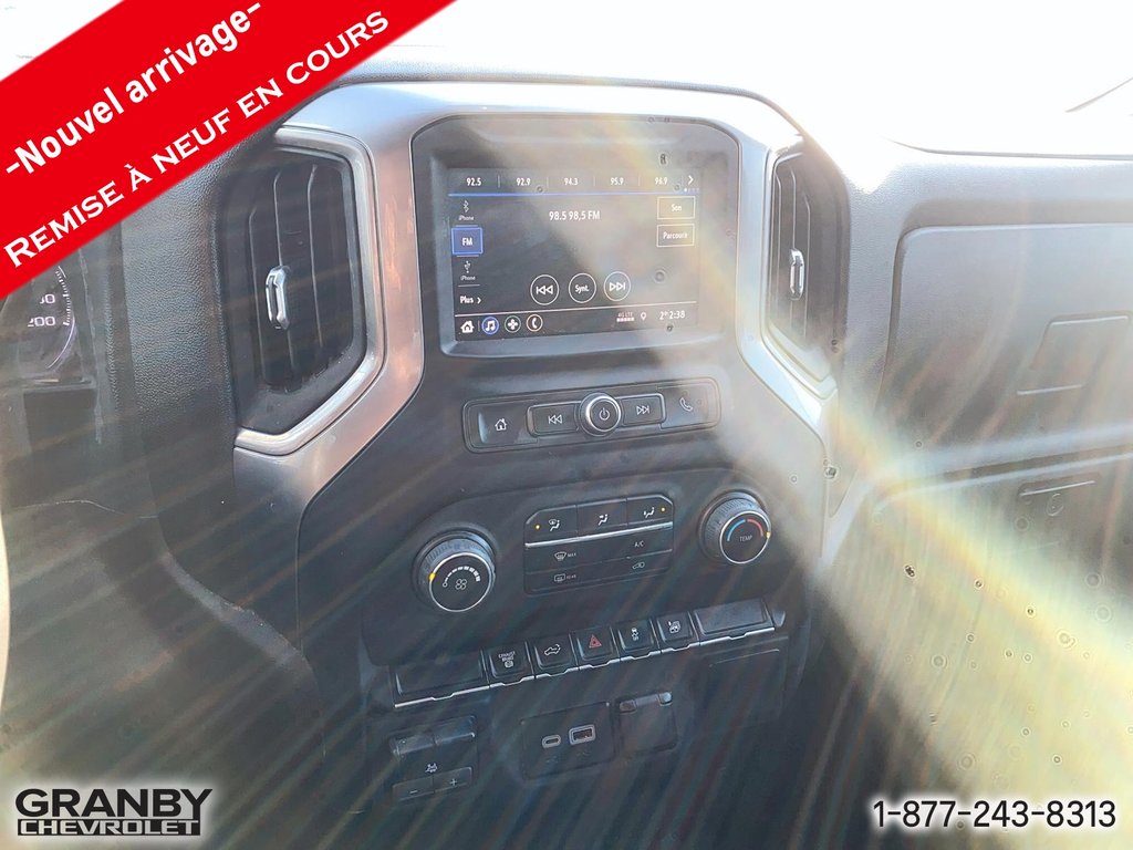 2023 Chevrolet Silverado 2500HD in Granby, Quebec - 13 - w1024h768px
