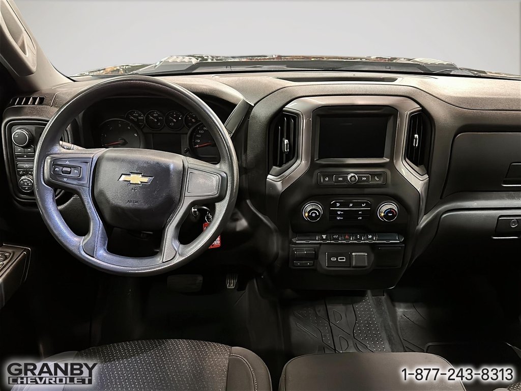 2023 Chevrolet Silverado 2500HD in Granby, Quebec - 14 - w1024h768px