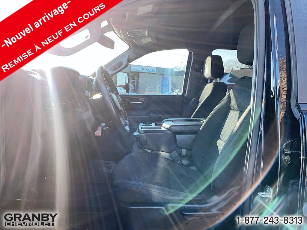2023 Chevrolet Silverado 2500HD in Granby, Quebec - 10 - w1024h768px