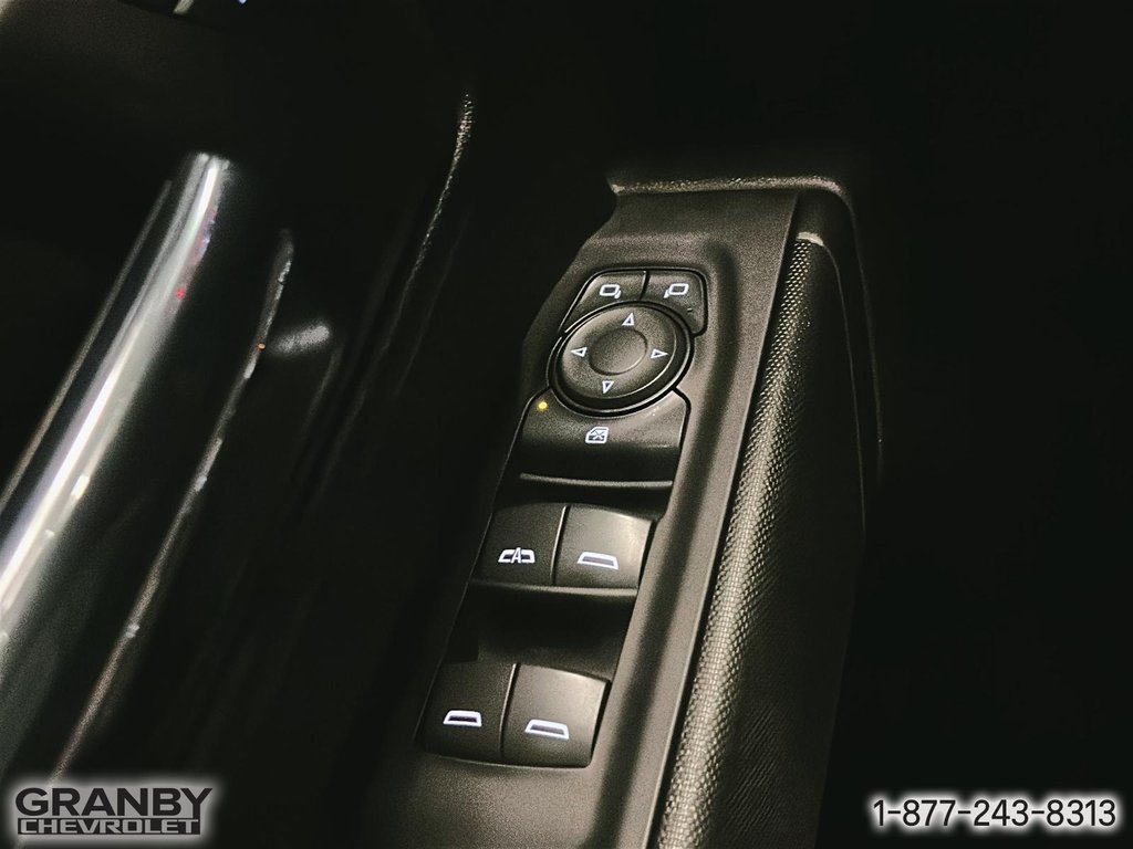 2023 Chevrolet Silverado 2500HD in Granby, Quebec - 15 - w1024h768px